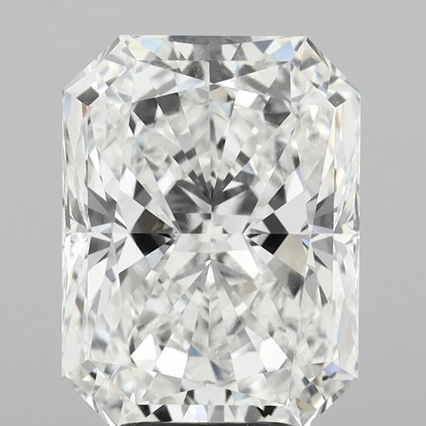 5.12ct Radiant Lab Grown Diamond (Colour E, Clarity VVS2, IGI Certified)
