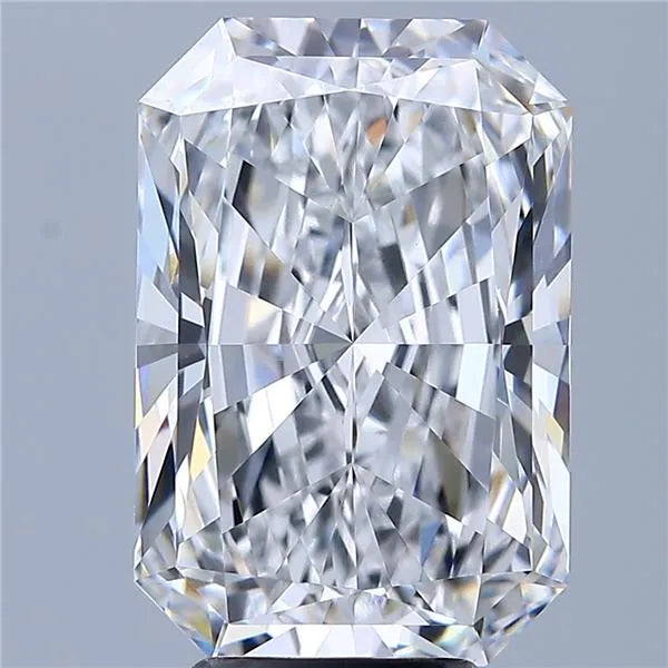 5.27ct Radiant Lab Grown Diamond (Colour D, Clarity VVS2, IGI Certified)