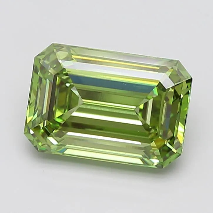 5.31ct Emerald Lab Grown Diamond (Colour Fancy Vivid Green, Clarity VS1, IGI Certified)