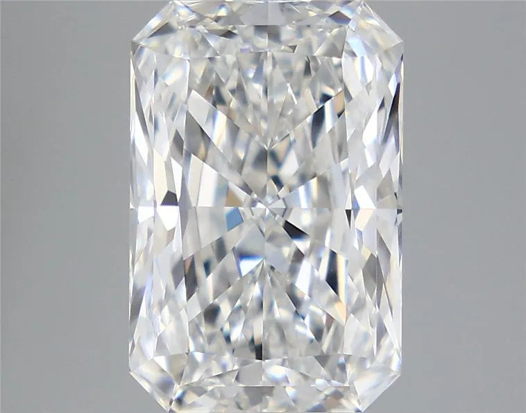 5.33ct Radiant Lab Grown Diamond (Colour F, Clarity VVS2, IGI Certified)