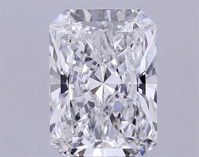 5.34ct Radiant Lab Grown Diamond (Colour D, Clarity VVS2, IGI Certified)