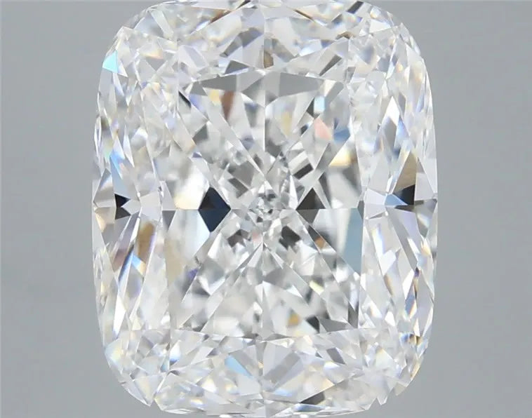 5.51ct Cushion modified Lab Grown Diamond (Colour E, Clarity VVS2, IGI Certified)