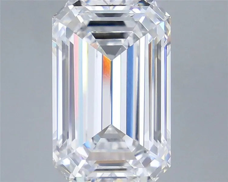 5.52ct Emerald Lab Grown Diamond (Colour D, Clarity VVS2, IGI Certified)