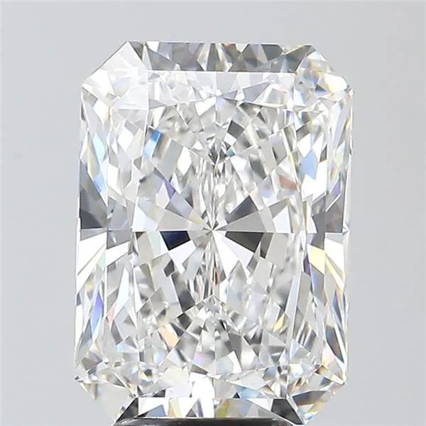 5.52ct Radiant Lab Grown Diamond (Colour E, Clarity VVS2, IGI Certified)