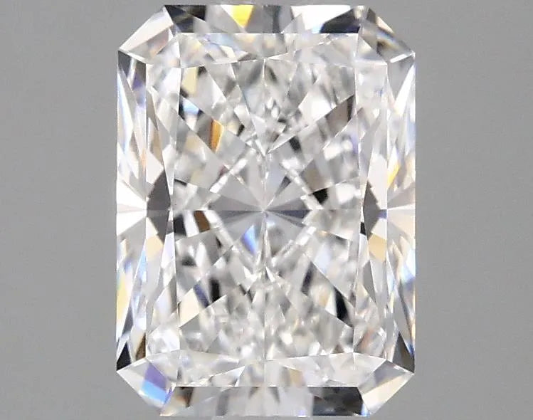 2.01ct Radiant Lab Grown Diamond (Colour E, Clarity VVS2, GIA Certified)