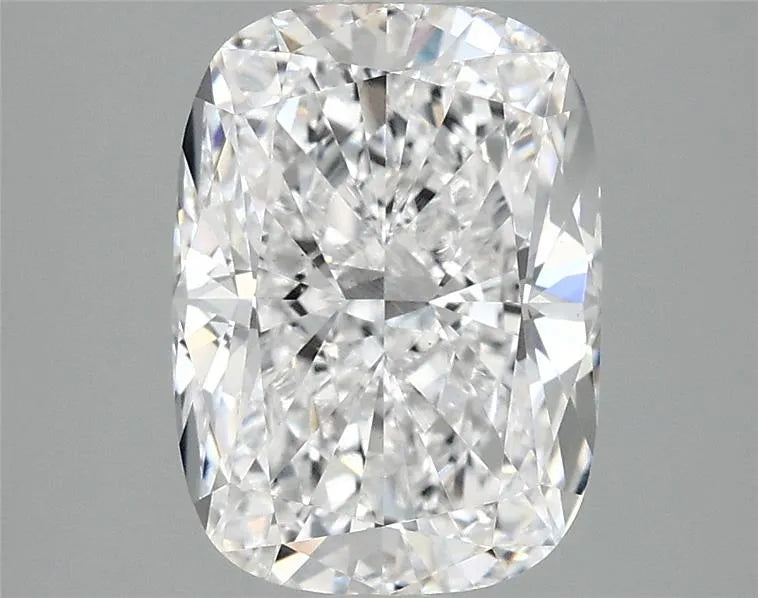 3.00ct Cushion modified Lab Grown Diamond (Colour D, Clarity VS1, IGI Certified)