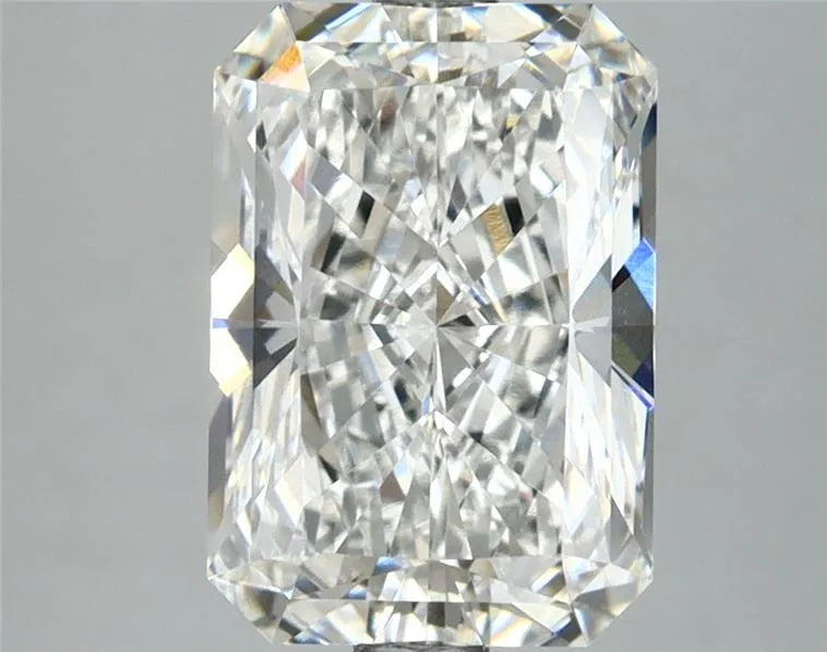6.00ct Radiant Lab Grown Diamond (Colour E, Clarity VS2, IGI Certified)