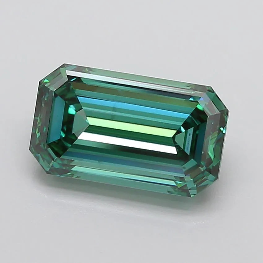 6.03ct Emerald Lab Grown Diamond (Colour Fancy Vivid Green, Clarity VS1, IGI Certified)