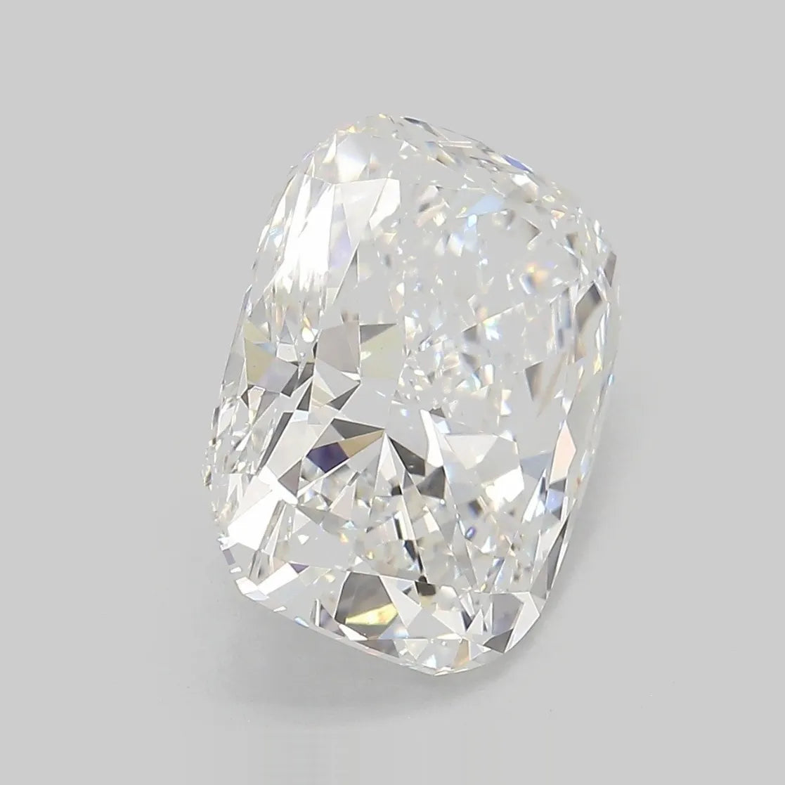 6.04ct Cushion modified Lab Grown Diamond (Colour E, Clarity VVS2, IGI Certified)