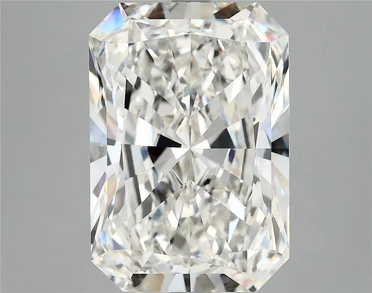 6.19ct Radiant Lab Grown Diamond (Colour H, Clarity VVS2, IGI Certified)