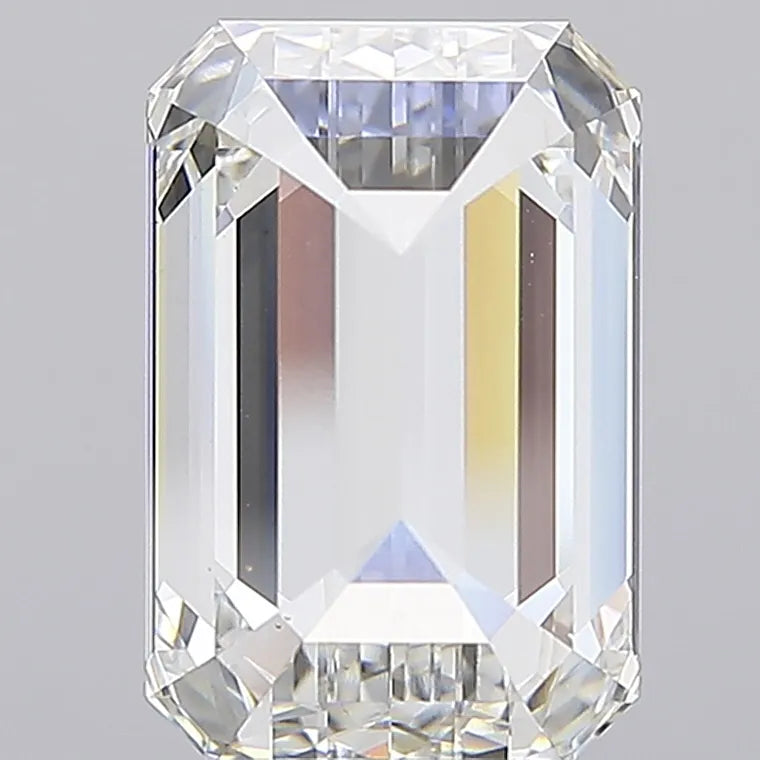 6.73ct Emerald Lab Grown Diamond (Colour G, Clarity VVS2, IGI Certified)
