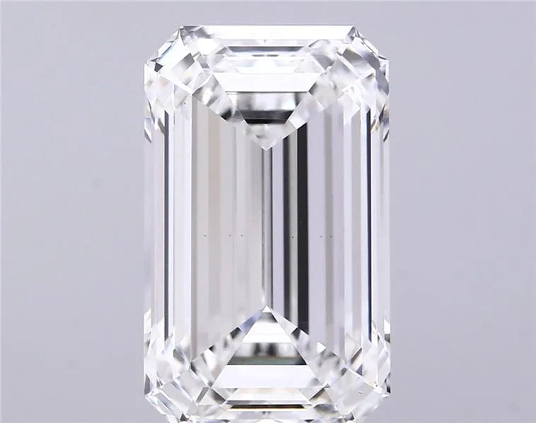 7.02ct Emerald Lab Grown Diamond (Colour F, Clarity VS1, IGI Certified)
