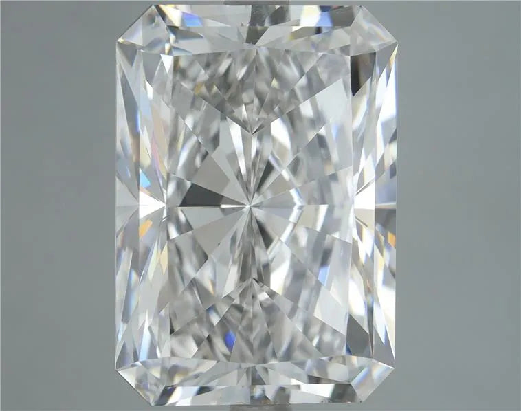 7.02ct Radiant Lab Grown Diamond (Colour H, Clarity VS1, IGI Certified)