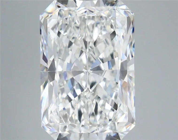 7.07ct Radiant Lab Grown Diamond (Colour G, Clarity VS1, IGI Certified)