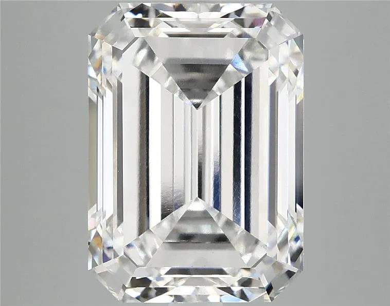 7.13ct Emerald Lab Grown Diamond (Colour F, Clarity VVS2, IGI Certified)