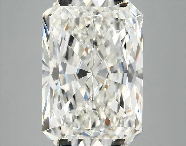 7.84ct Radiant Lab Grown Diamond (Colour G, Clarity VS2, IGI Certified)