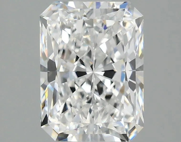 1.96ct Radiant Lab Grown Diamond (Colour D, Clarity VVS2, IGI Certified)