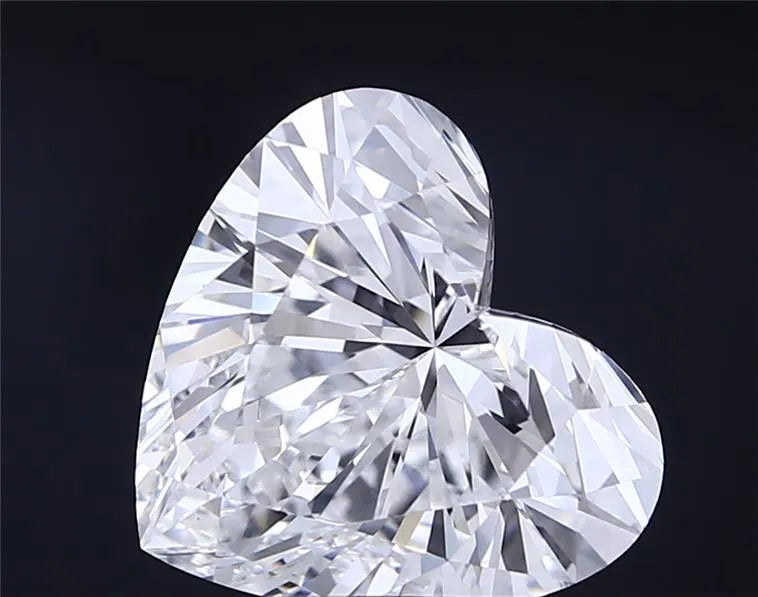 8.01ct Heart Lab Grown Diamond (Colour F, Clarity VVS2, IGI Certified)