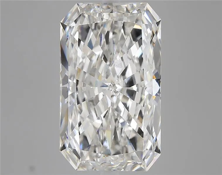 8.53ct Radiant Lab Grown Diamond (Colour F, Clarity VVS2, IGI Certified)