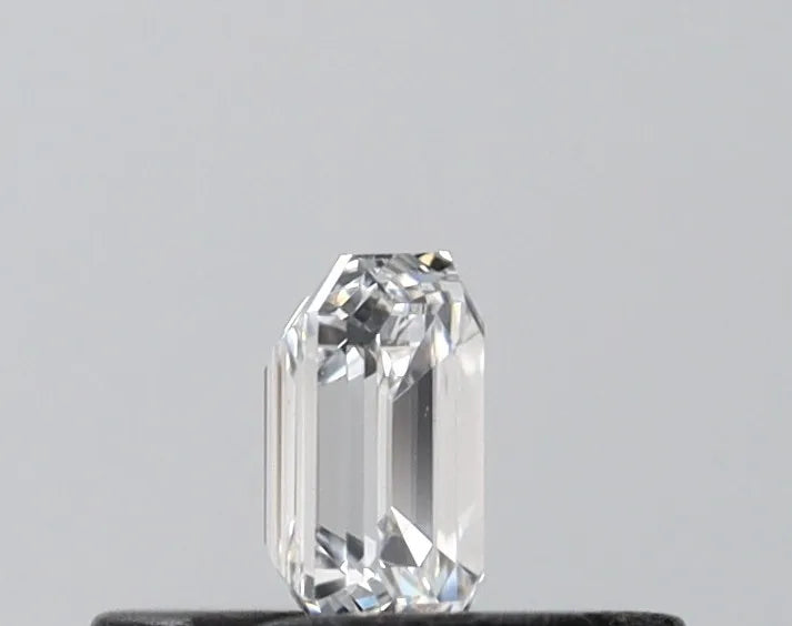 0.21ct Emerald Lab Grown Diamond (Colour D, Clarity VVS2, IGI Certified)
