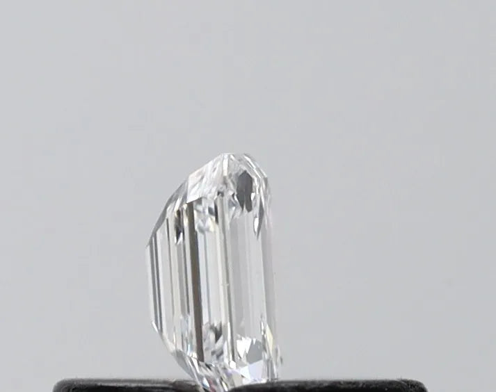 0.21ct Emerald Lab Grown Diamond (Colour D, Clarity VVS2, IGI Certified)