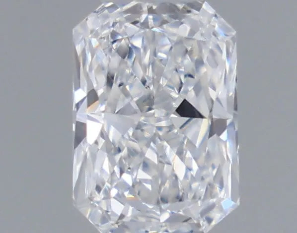 0.26ct Radiant Lab Grown Diamond (Colour D, Clarity VVS1, IGI Certified)