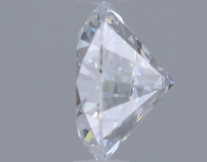 0.26ct Round Lab Grown Diamond (Colour E, Clarity VS1, Cut VG, IGI Certified)