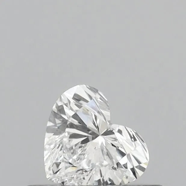 0.30ct Heart Lab Grown Diamond (Colour D, Clarity VVS2, IGI Certified)