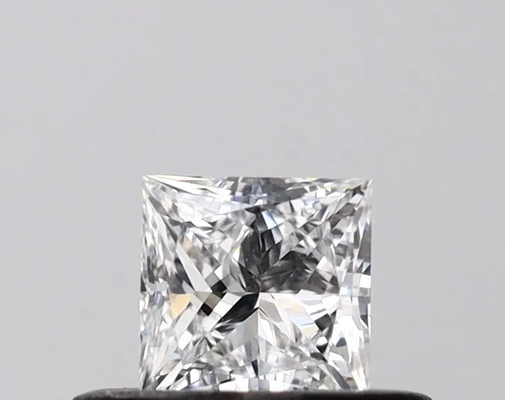 0.31ct Princess Lab Grown Diamond (Colour D, Clarity VS1, IGI Certified)