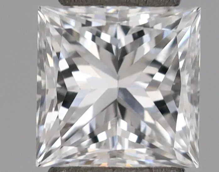 0.31ct Princess Lab Grown Diamond (Colour E, Clarity VVS1, IGI Certified)
