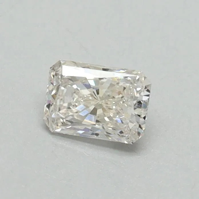 0.32ct Radiant Lab Grown Diamond (Colour G, Clarity VS1, IGI Certified)