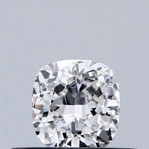 0.33ct Cushion modified Lab Grown Diamond (Colour E, Clarity VVS2, IGI Certified)