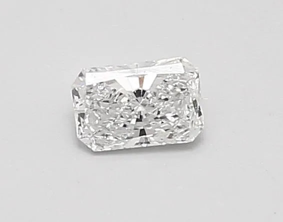 0.33ct Radiant Lab Grown Diamond (Colour D, Clarity VS1, IGI Certified)