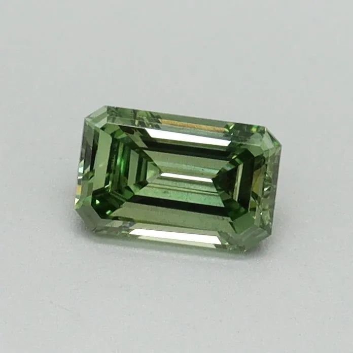0.34ct Emerald Lab Grown Diamond (Colour Fancy Vivid Green, Clarity VS2, IGI Certified)