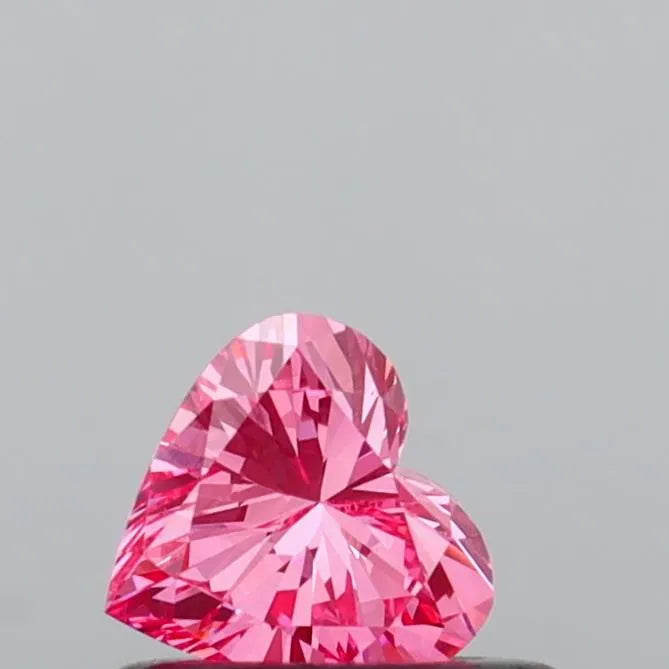 0.34ct Heart Lab Grown Diamond (Colour Fancy Vivid Pink, Clarity VS1, IGI Certified)