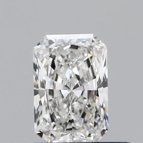0.36ct Radiant Lab Grown Diamond (Colour F, Clarity VS1, IGI Certified)