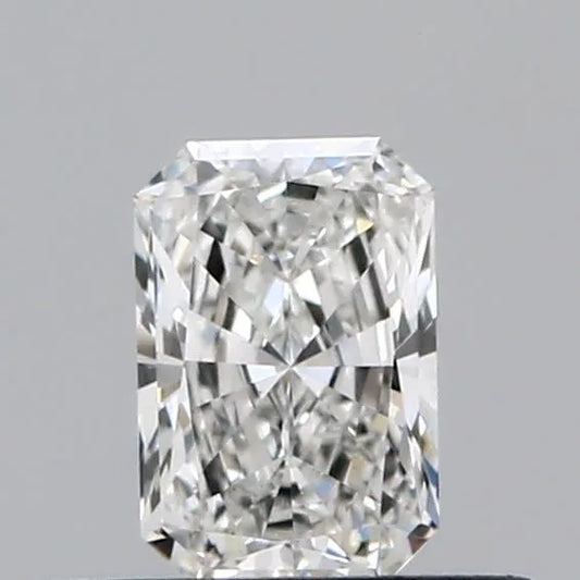 0.36ct Radiant Lab Grown Diamond (Colour F, Clarity VS1, IGI Certified)
