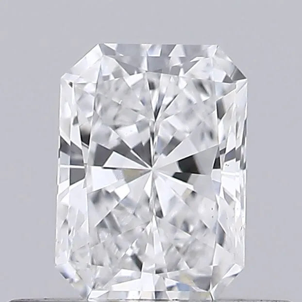 0.39ct Radiant Lab Grown Diamond (Colour D, Clarity VS1, IGI Certified)