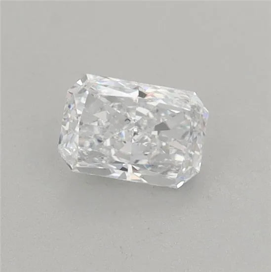 0.39ct Radiant Lab Grown Diamond (Colour E, Clarity VS1, IGI Certified)