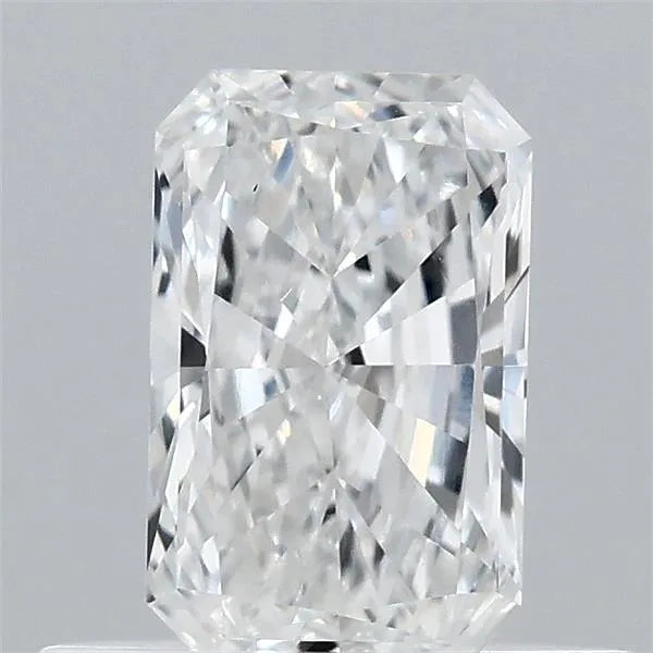 0.44ct Radiant Lab Grown Diamond (Colour E, Clarity VS1, IGI Certified)