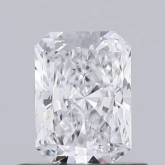 0.47ct Radiant Lab Grown Diamond (Colour D, Clarity VVS2, IGI Certified)
