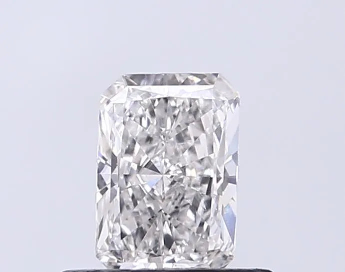 0.49ct Radiant Lab Grown Diamond (Colour F, Clarity VS1, IGI Certified)