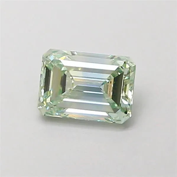 0.52ct Emerald Lab Grown Diamond (Colour Fancy Vivid Green, Clarity VVS2, IGI Certified)