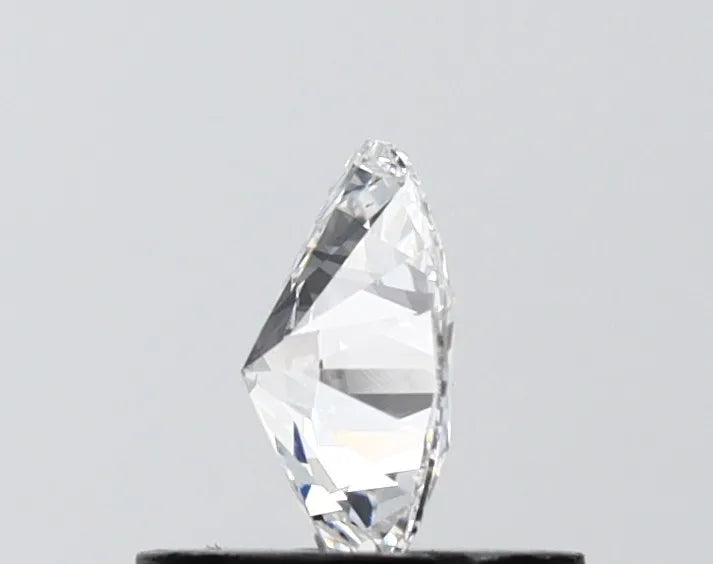 0.52ct Oval Lab Grown Diamond (Colour D, Clarity VVS2, IGI Certified)