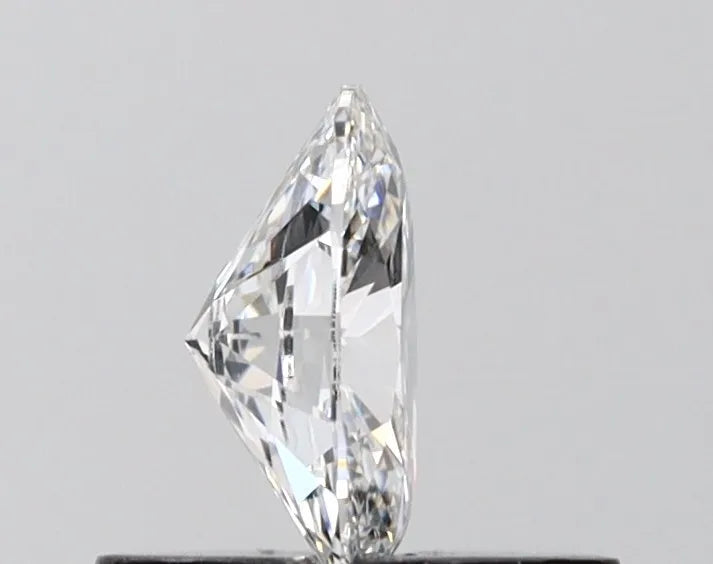 0.53ct Oval Lab Grown Diamond (Colour D, Clarity VVS2, IGI Certified)