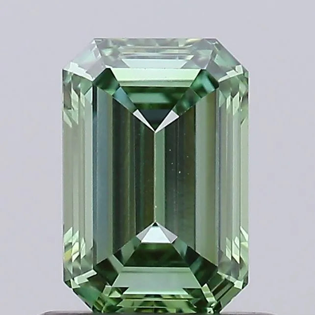 0.65ct Emerald Lab Grown Diamond (Colour Fancy Vivid Green, Clarity VVS2, IGI Certified)