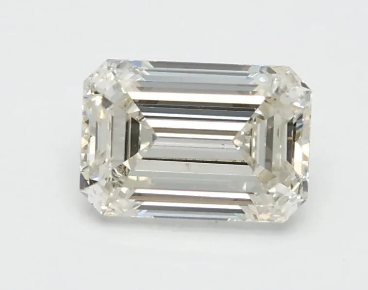 0.70ct Emerald Lab Grown Diamond (Colour J, Clarity SI2, IGI Certified)