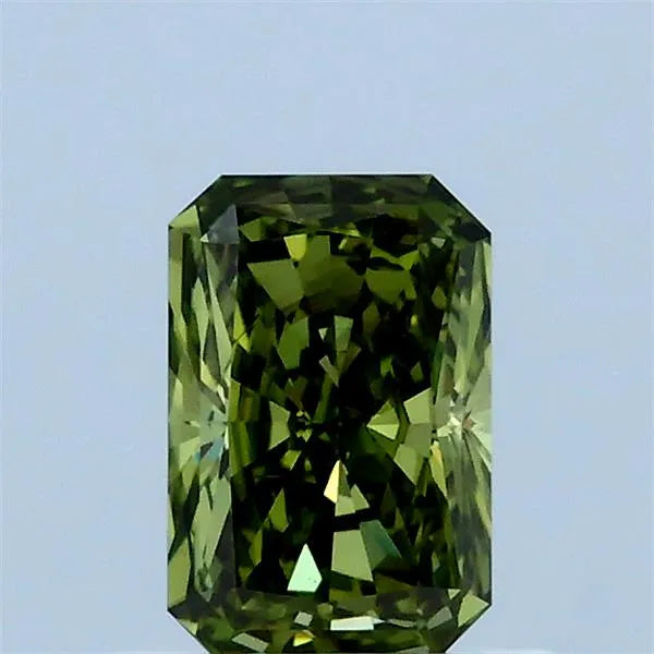 0.70ct Radiant Lab Grown Diamond (Colour Fancy Vivid Green, Clarity VS2, IGI Certified)