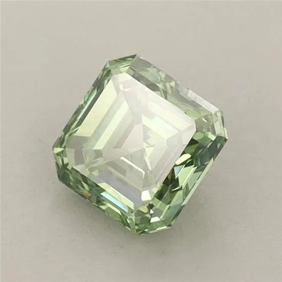 0.81ct Square emerald Lab Grown Diamond (Colour Fancy Vivid Green, Clarity VVS2, IGI Certified)