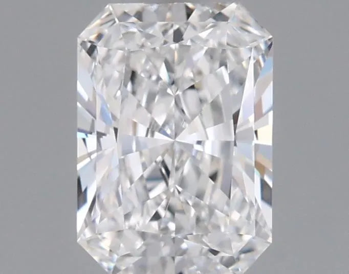 0.89ct Radiant Lab Grown Diamond (Colour D, Clarity FL, IGI Certified)